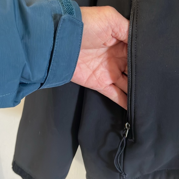 THE NORTH FACE APEX WATERPROOF WINTER JACKET MENS SIZE M - Picture 7 of 13